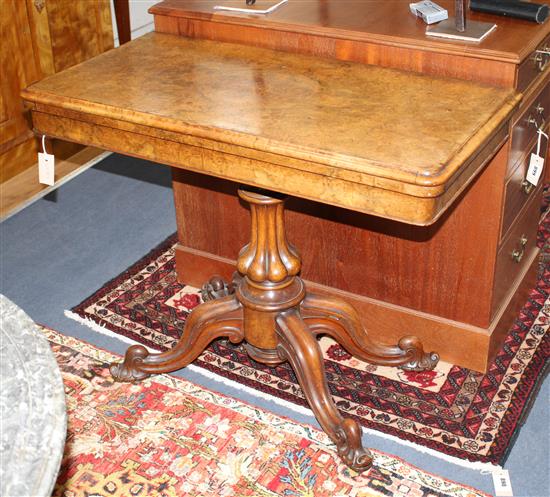 A Victorian burr walnut folding card table W.92cm